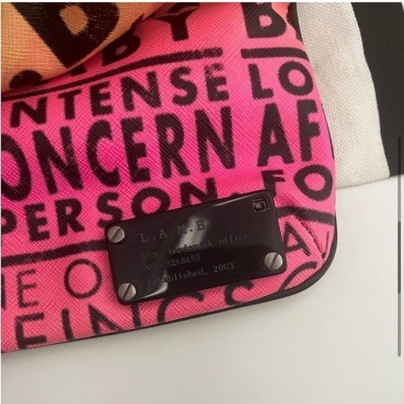 𝅺LAMB PVC Clutch - Picture 10 of 14